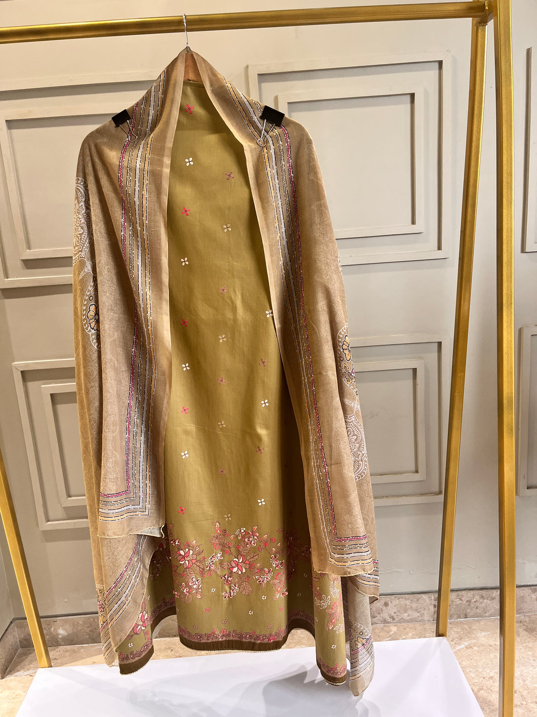 Mehndi Green Pure Cotton Unstitched Suit with Thread Work